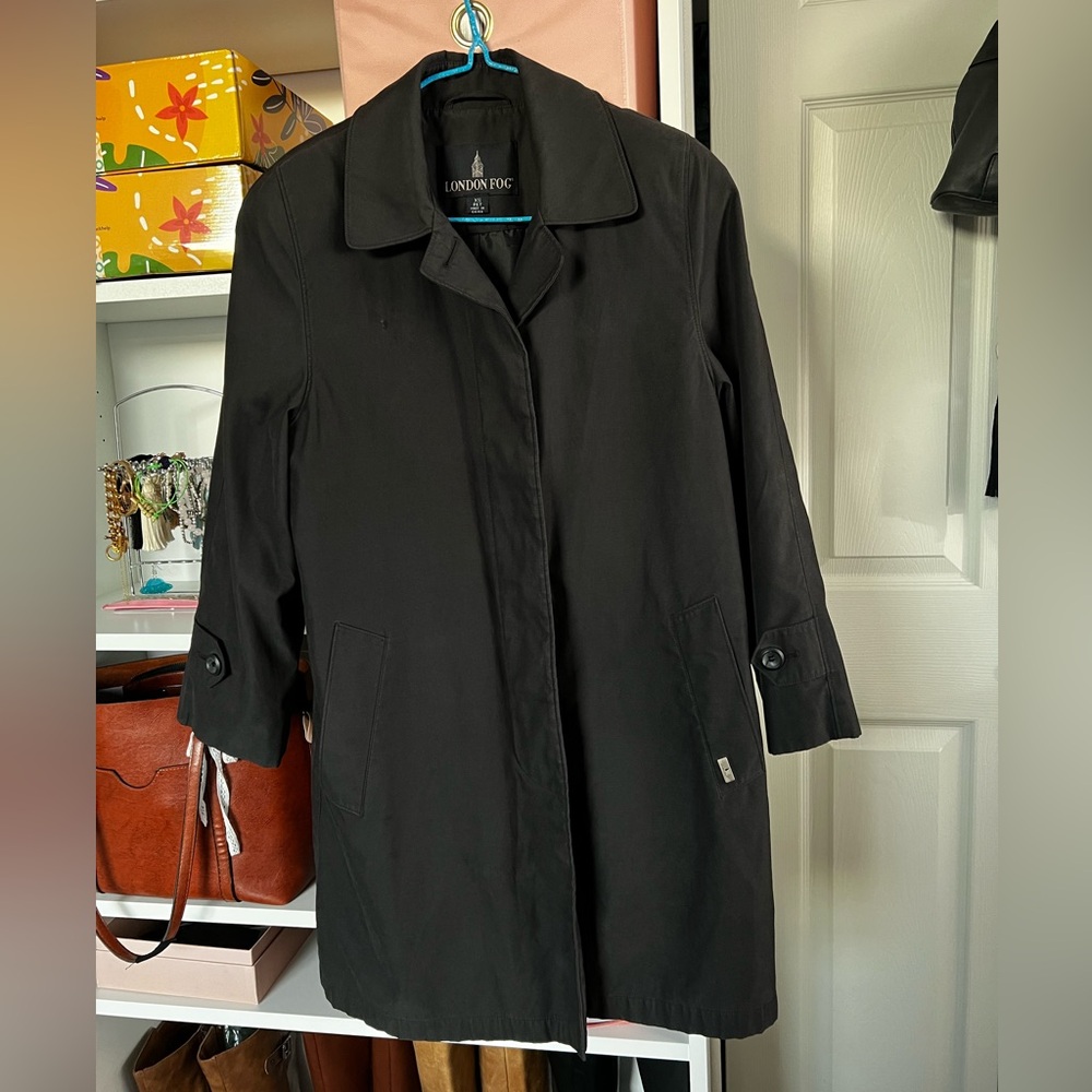 London fog, black soft material rain jacket